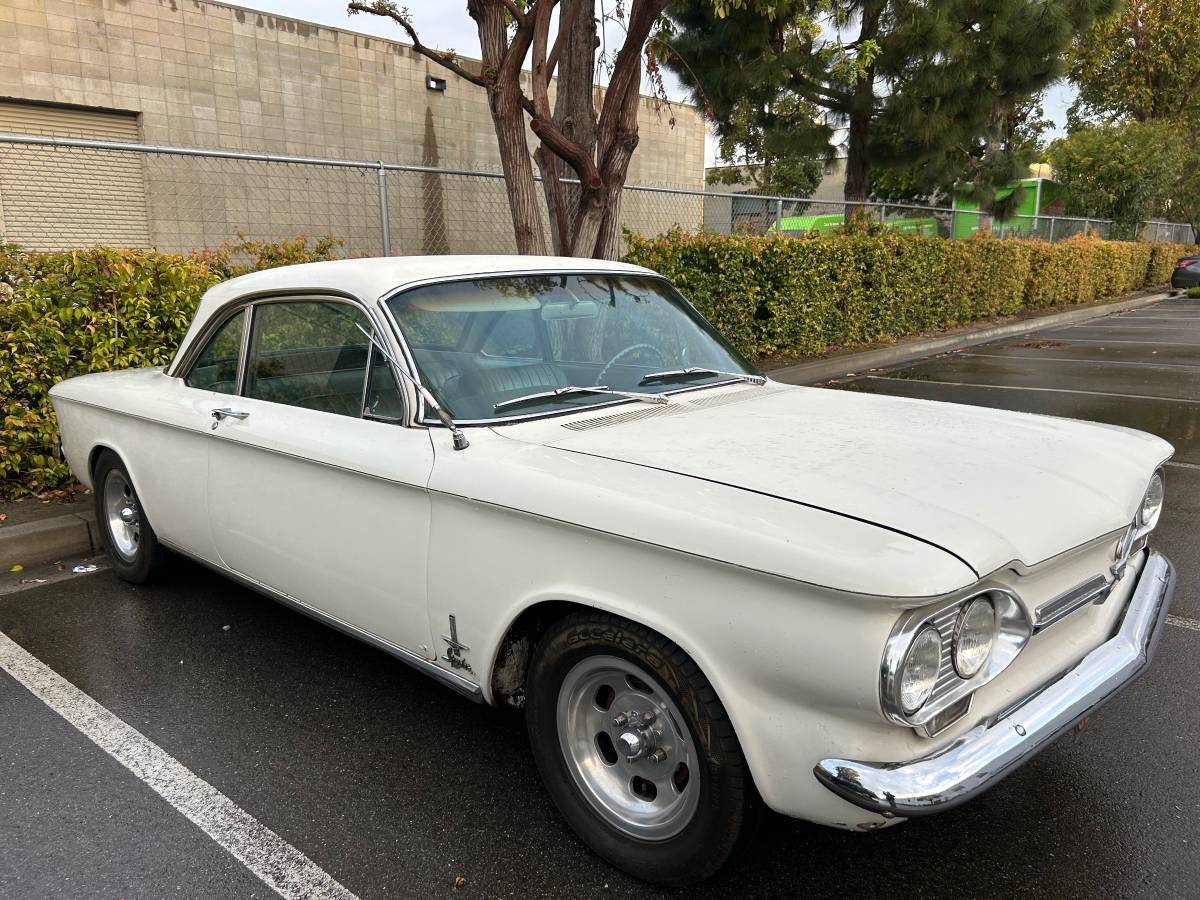 Chevrolet-Corvair-monza-spyder-1962-white-2