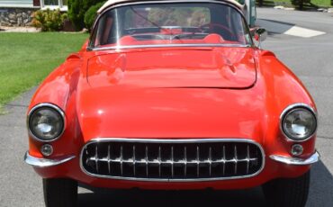 Chevrolet-Corvette-1956-Convertible-10
