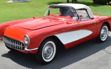 Chevrolet-Corvette-1956-Convertible-11