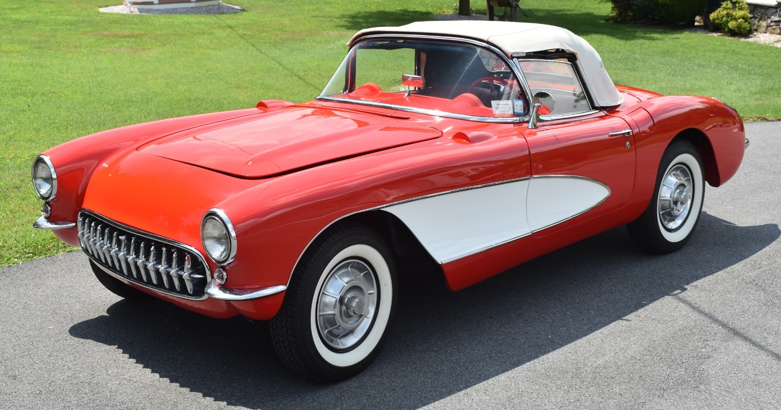 Chevrolet-Corvette-1956-Convertible-11