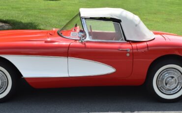 Chevrolet-Corvette-1956-Convertible-12