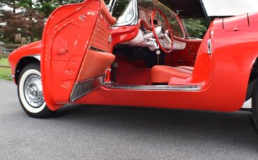 Chevrolet-Corvette-1956-Convertible-19