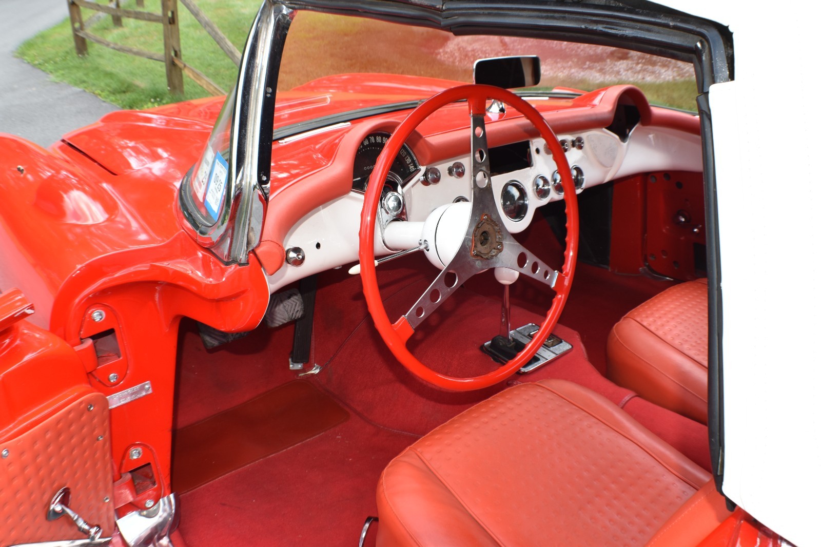 Chevrolet-Corvette-1956-Convertible-20