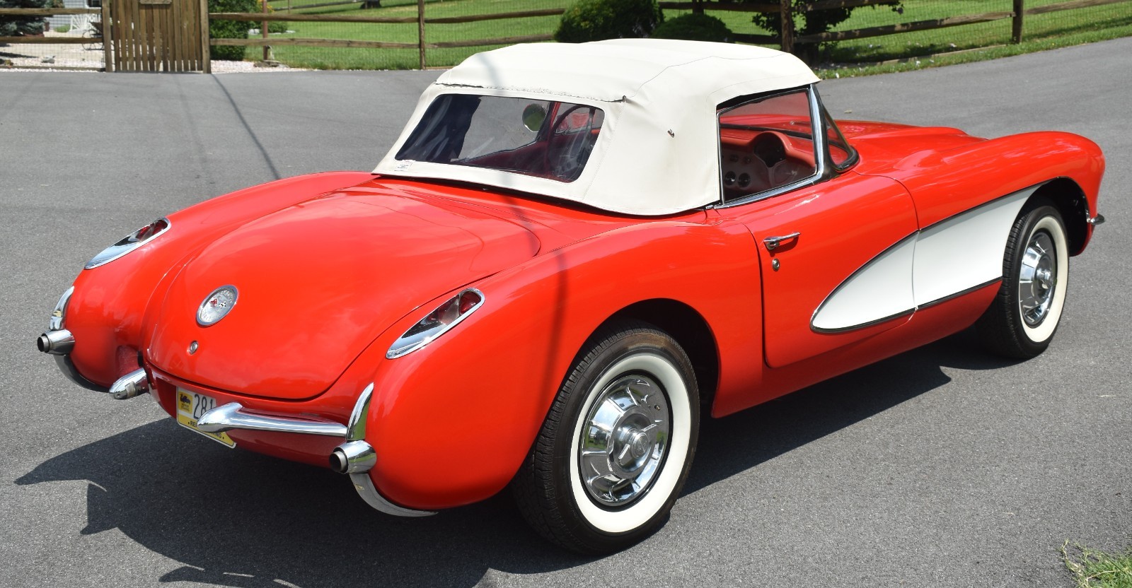 Chevrolet-Corvette-1956-Convertible-5