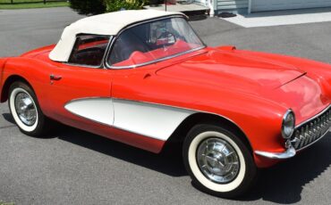 Chevrolet-Corvette-1956-Convertible-8