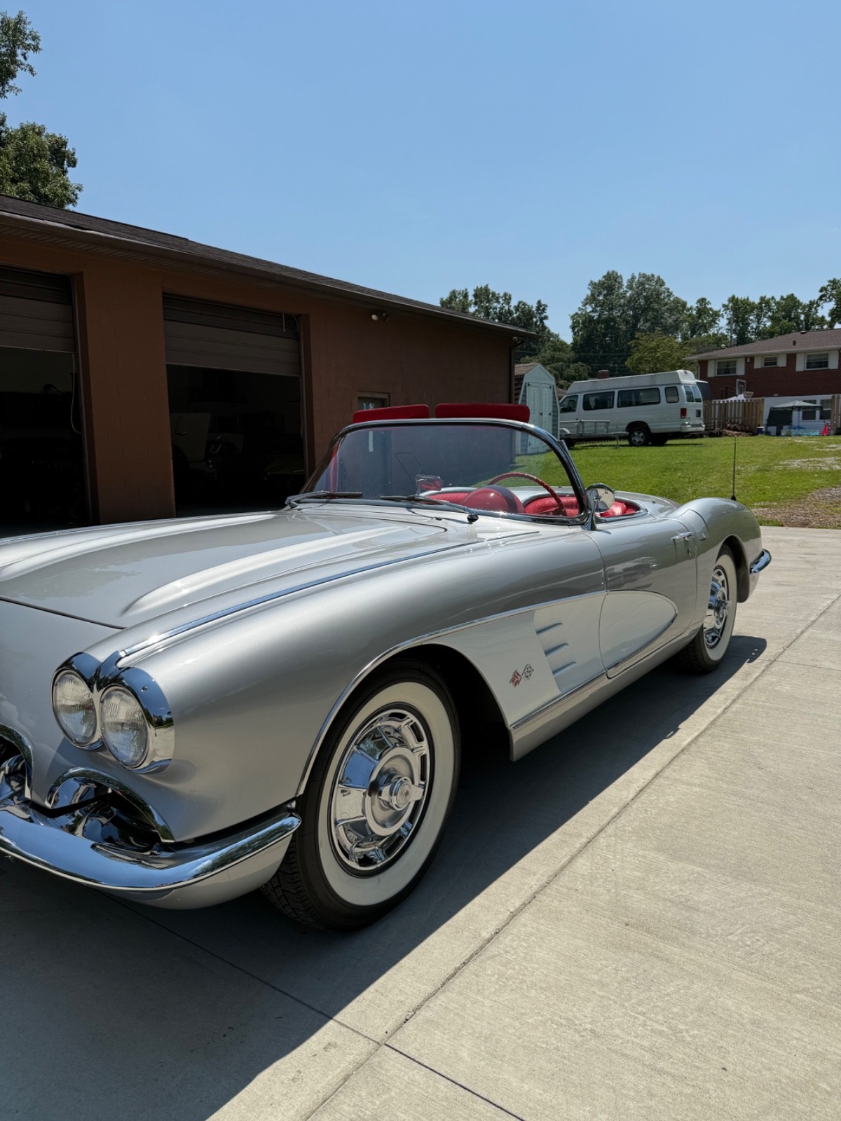 Chevrolet-Corvette-1959-Convertible-10