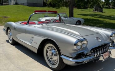 Chevrolet-Corvette-1959-Convertible-13