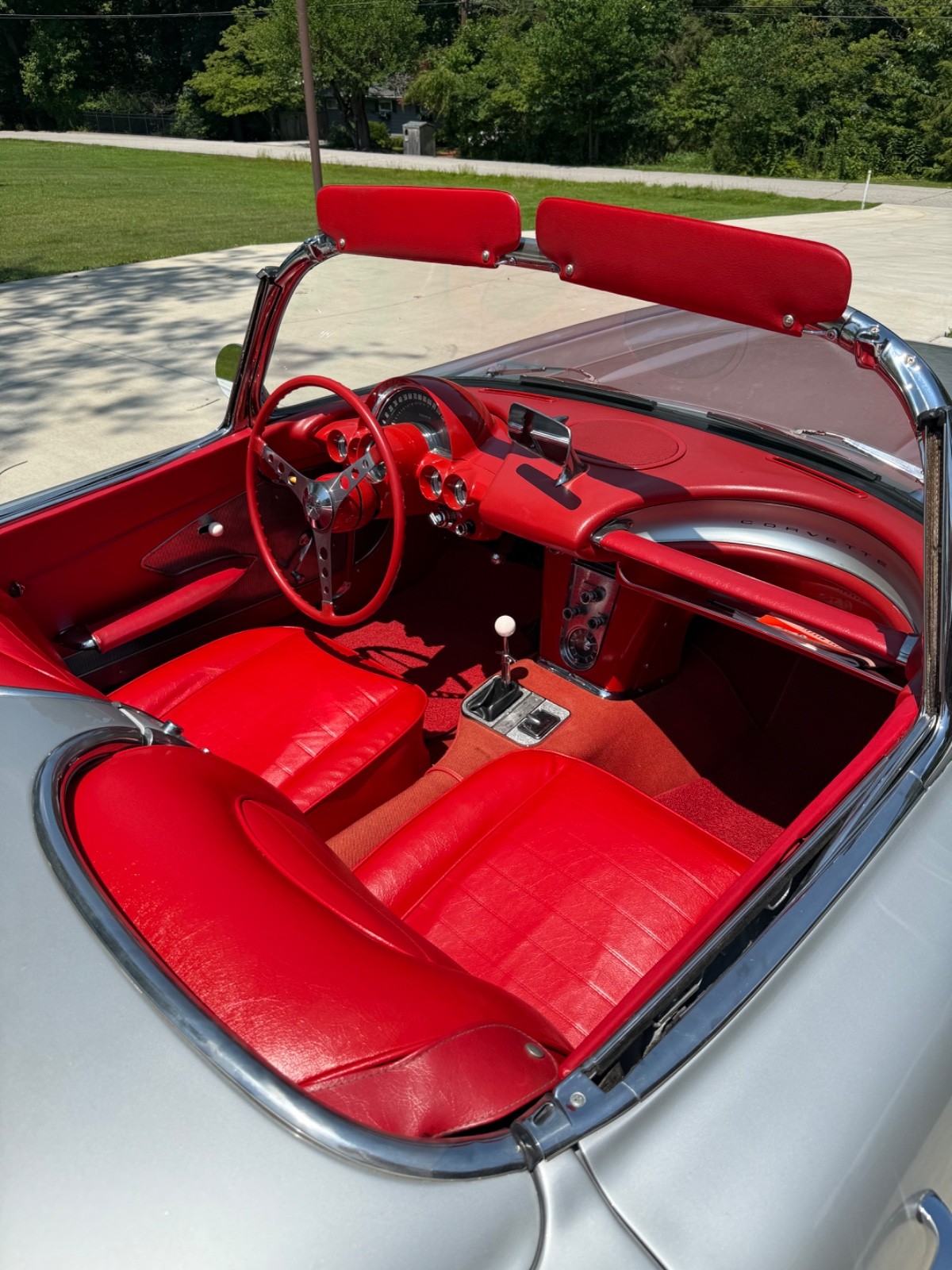 Chevrolet-Corvette-1959-Convertible-20