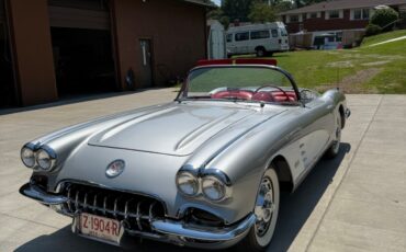 Chevrolet-Corvette-1959-Convertible-5