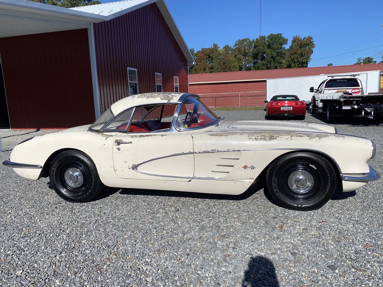 Chevrolet-Corvette-1960-1