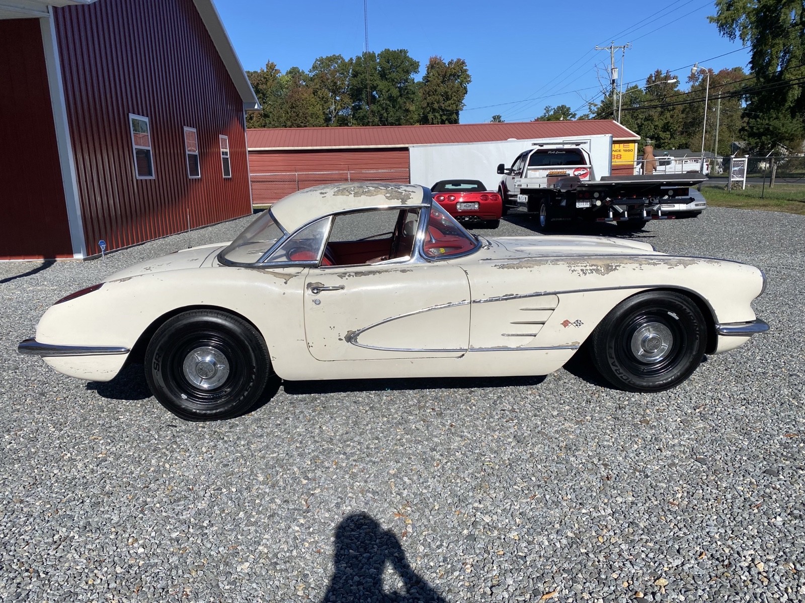 Chevrolet-Corvette-1960-3