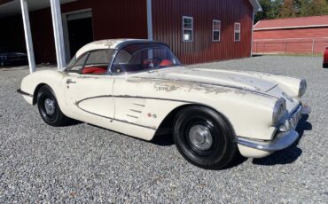 Chevrolet-Corvette-1960
