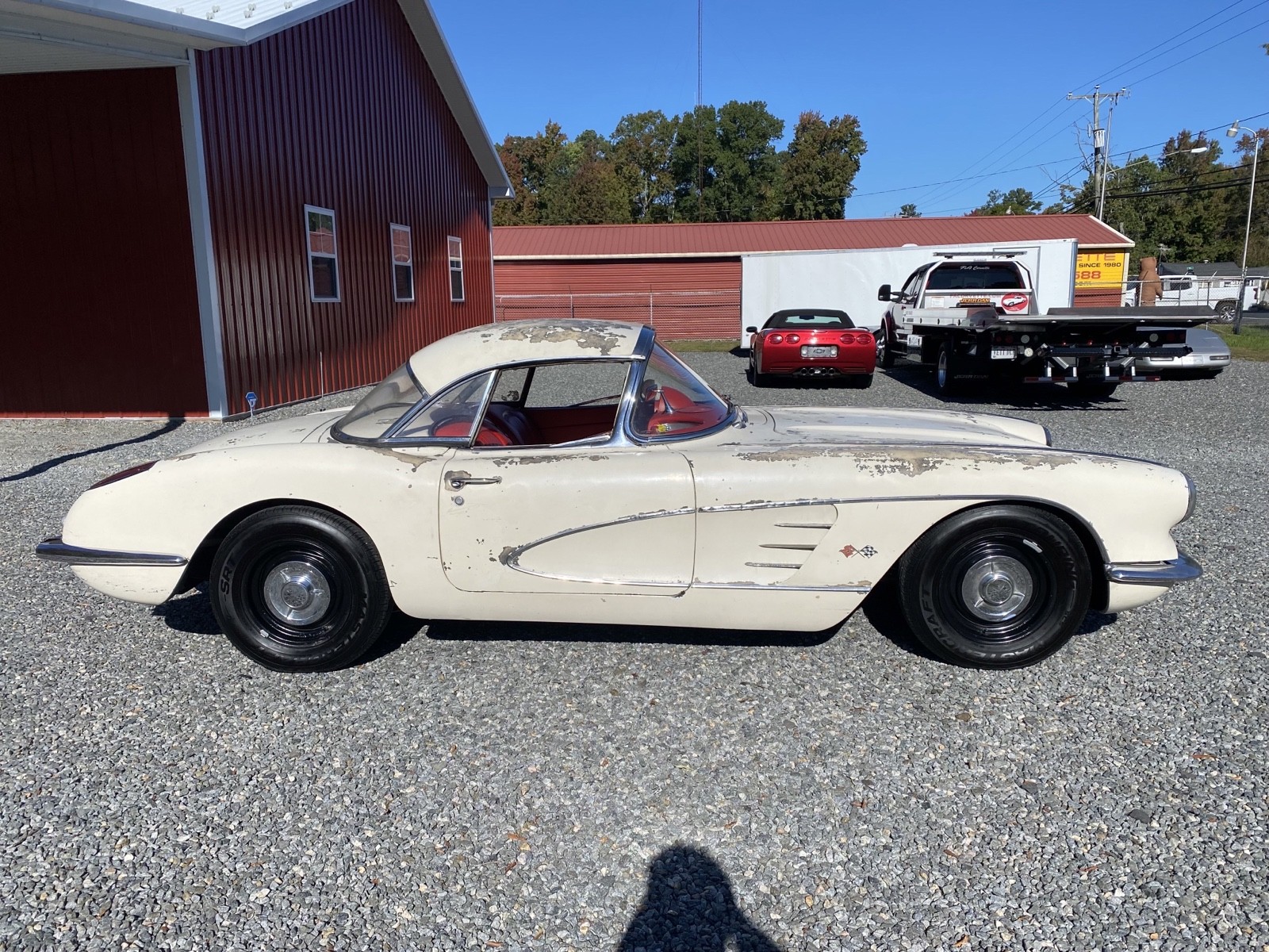 Chevrolet-Corvette-1960-4