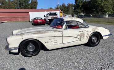 Chevrolet-Corvette-1960-7