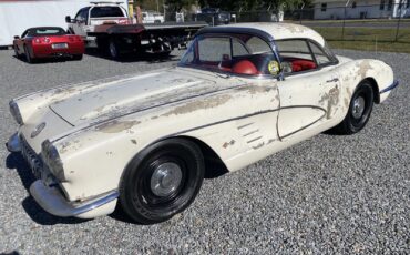 Chevrolet-Corvette-1960-8