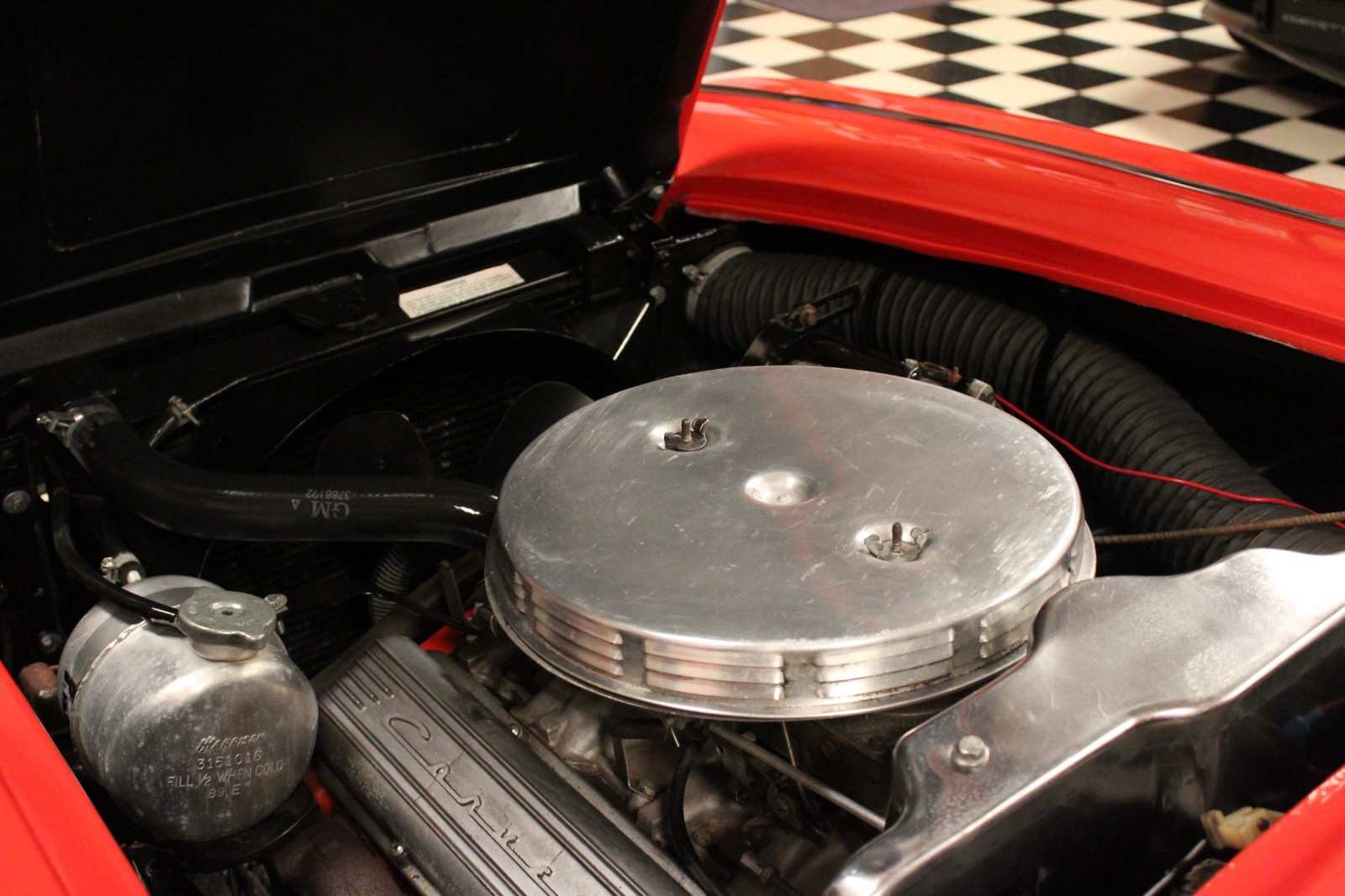 Chevrolet-Corvette-1961-Convertible-13