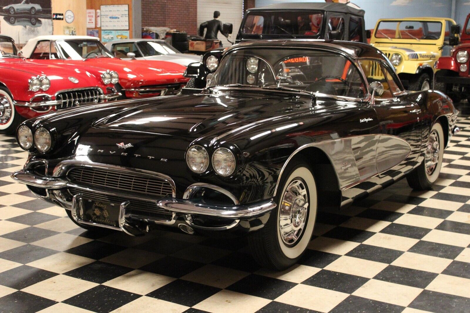 Chevrolet-Corvette-1961-Convertible-2
