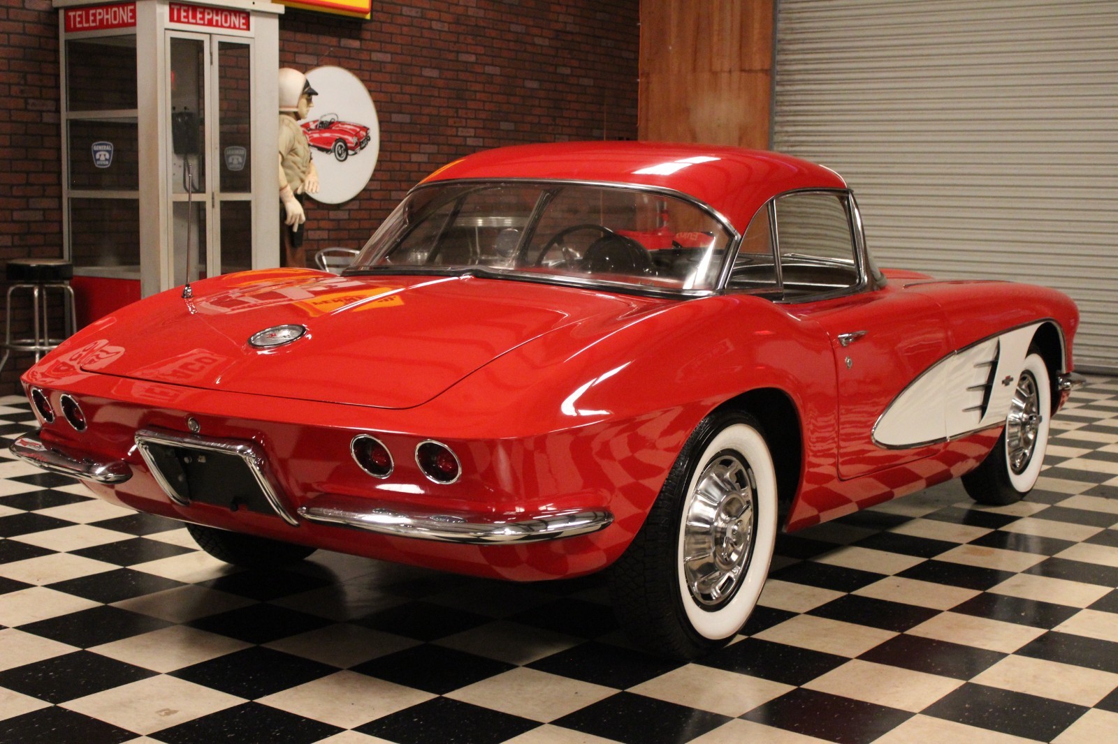 Chevrolet-Corvette-1961-Convertible-5