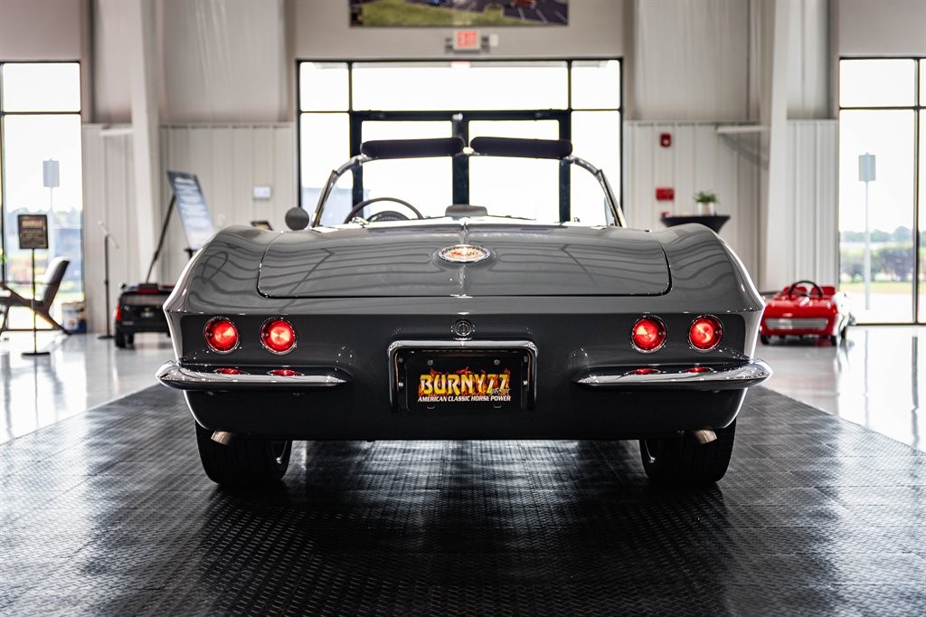 Chevrolet-Corvette-1961-Roadster-36