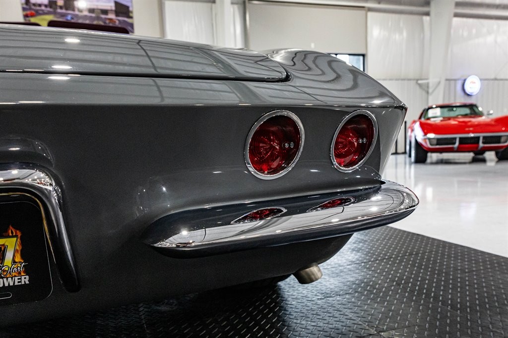 Chevrolet-Corvette-1961-Roadster-38