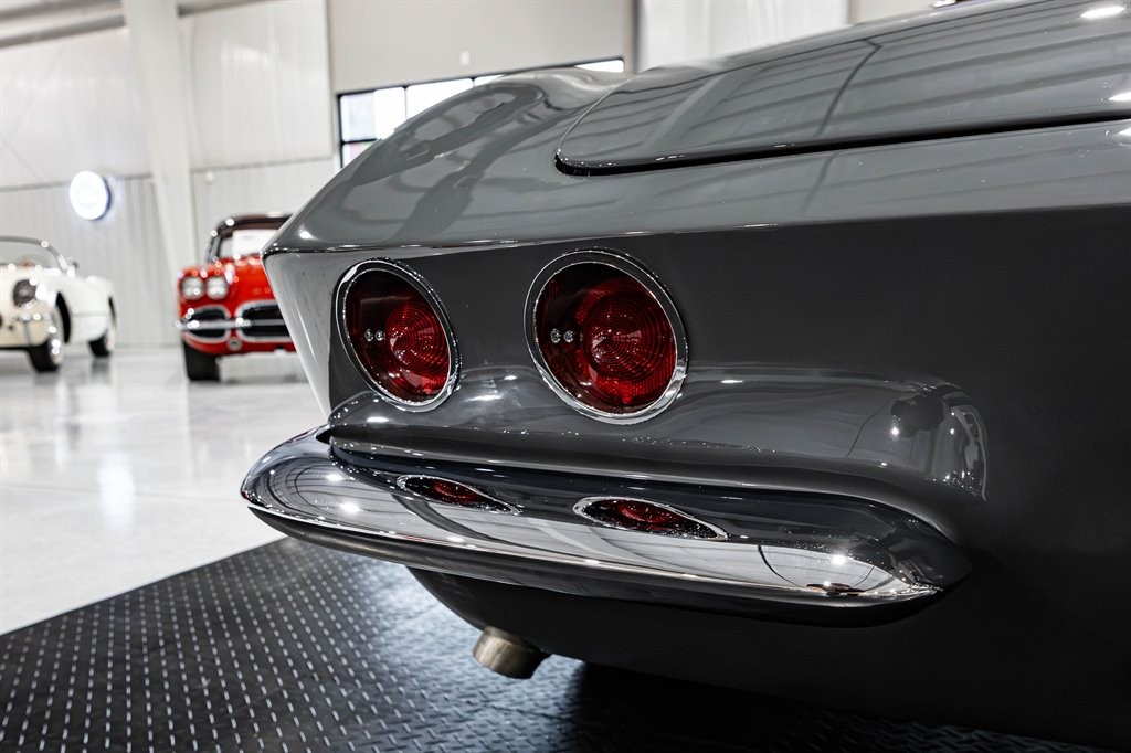 Chevrolet-Corvette-1961-Roadster-39