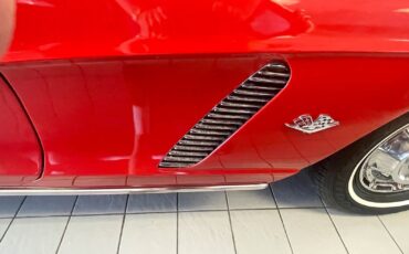 Chevrolet-Corvette-1962-327-300-4-Speed-10