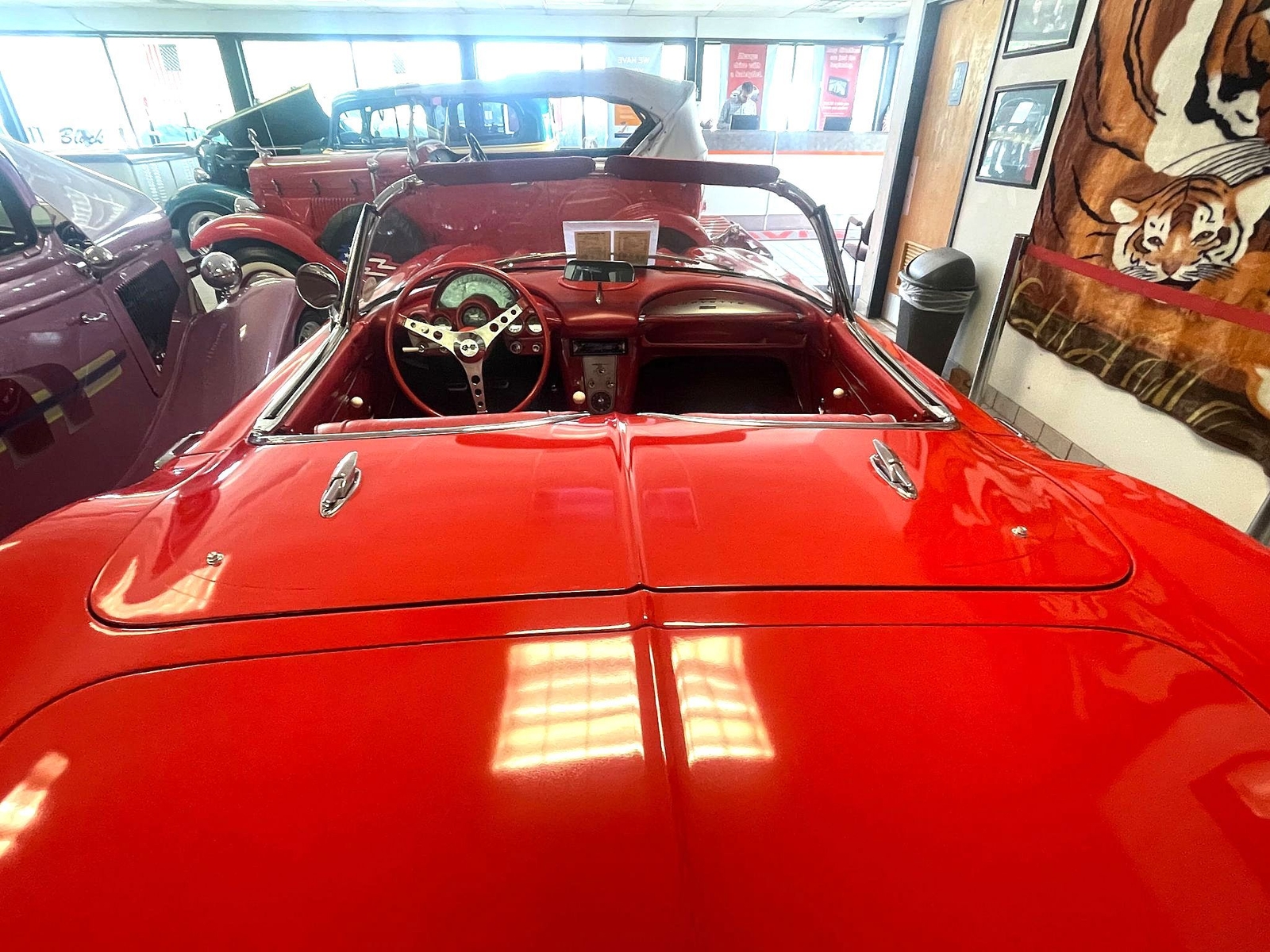 Chevrolet-Corvette-1962-327-300-4-Speed-11