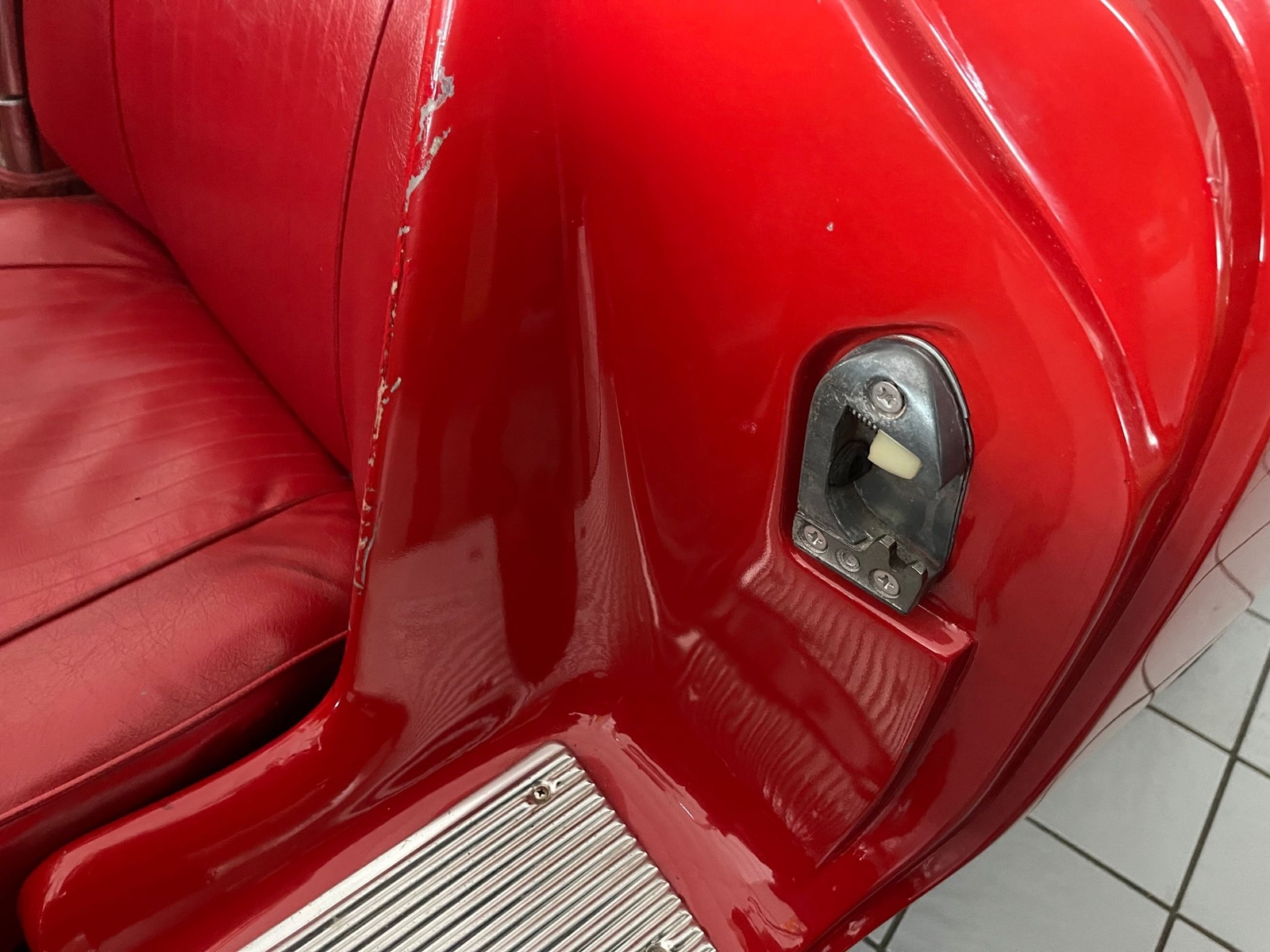 Chevrolet-Corvette-1962-327-300-4-Speed-25