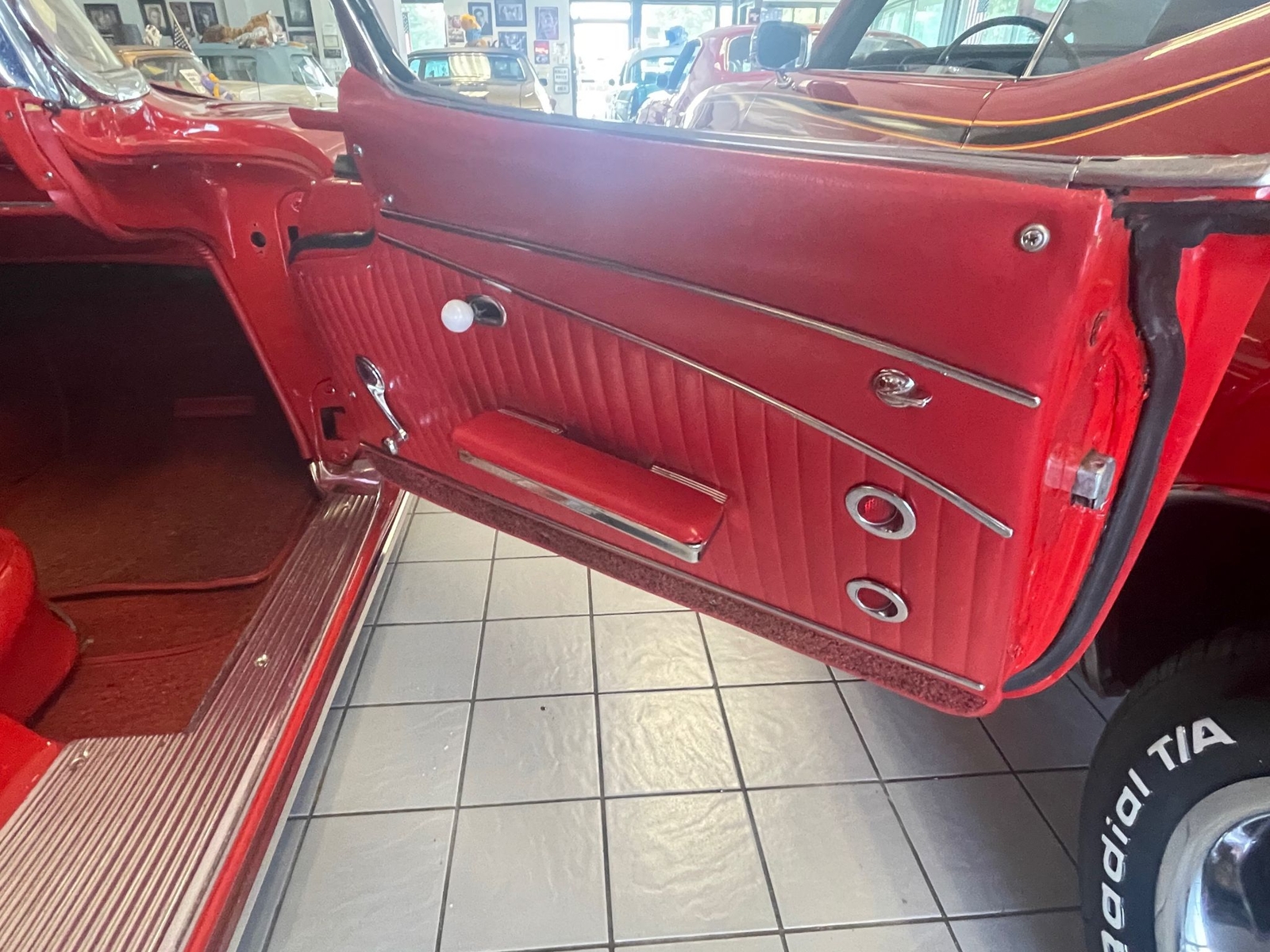Chevrolet-Corvette-1962-327-300-4-Speed-29