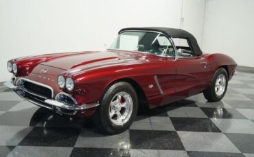 Chevrolet-Corvette-1962-Burgundy-Black-11