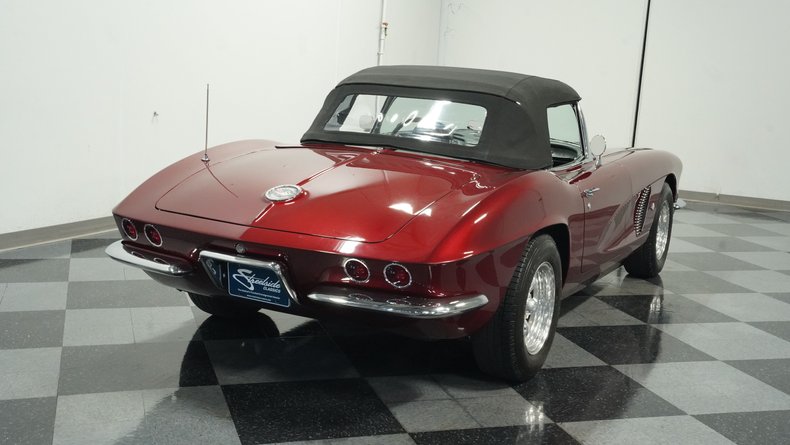 Chevrolet-Corvette-1962-Burgundy-Black-15