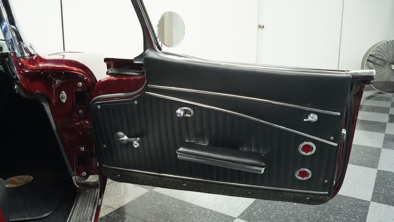 Chevrolet-Corvette-1962-Burgundy-Black-2