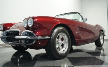 Chevrolet-Corvette-1962-Burgundy-Black-24