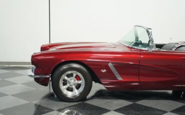 Chevrolet-Corvette-1962-Burgundy-Black-28