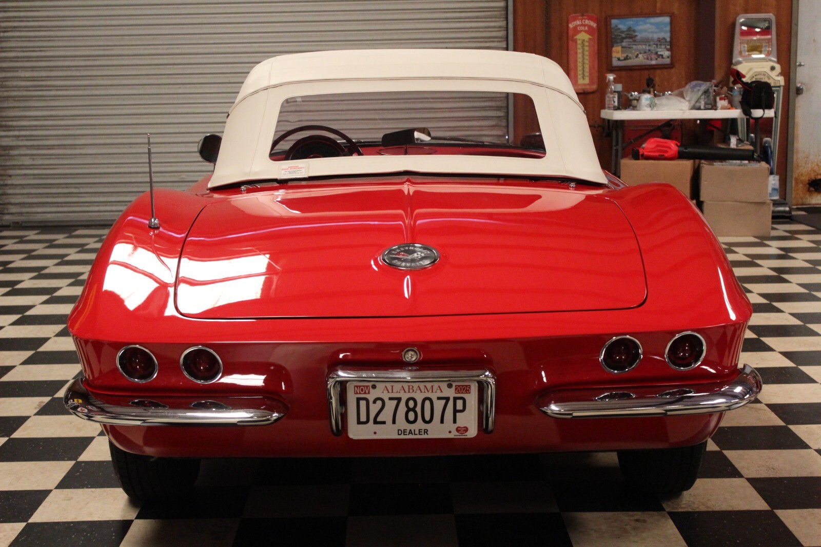 Chevrolet-Corvette-1962-Convertible-11