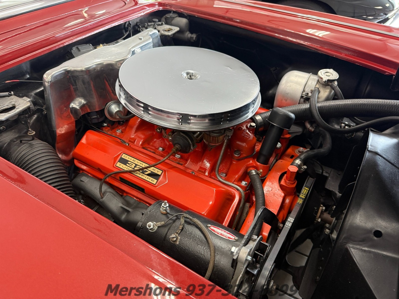 Chevrolet-Corvette-1962-Convertible-17
