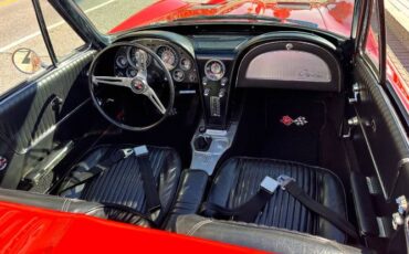 Chevrolet-Corvette-1962-Red-9