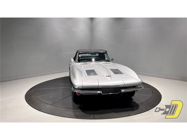 Chevrolet-Corvette-1963-Convertible-13