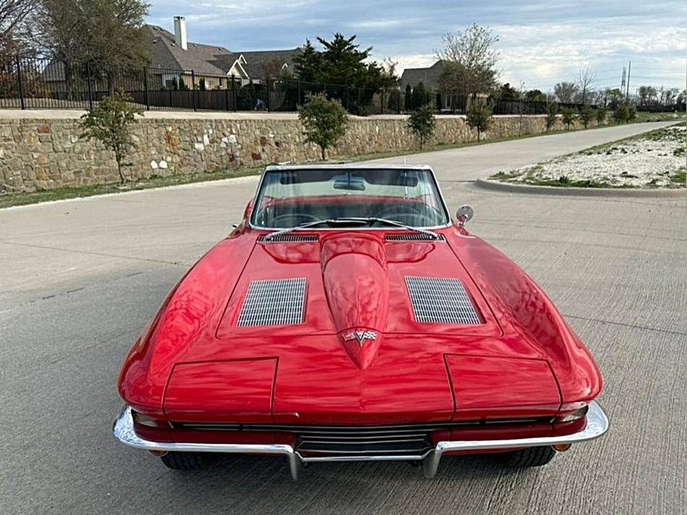 Chevrolet-Corvette-1963-red-1