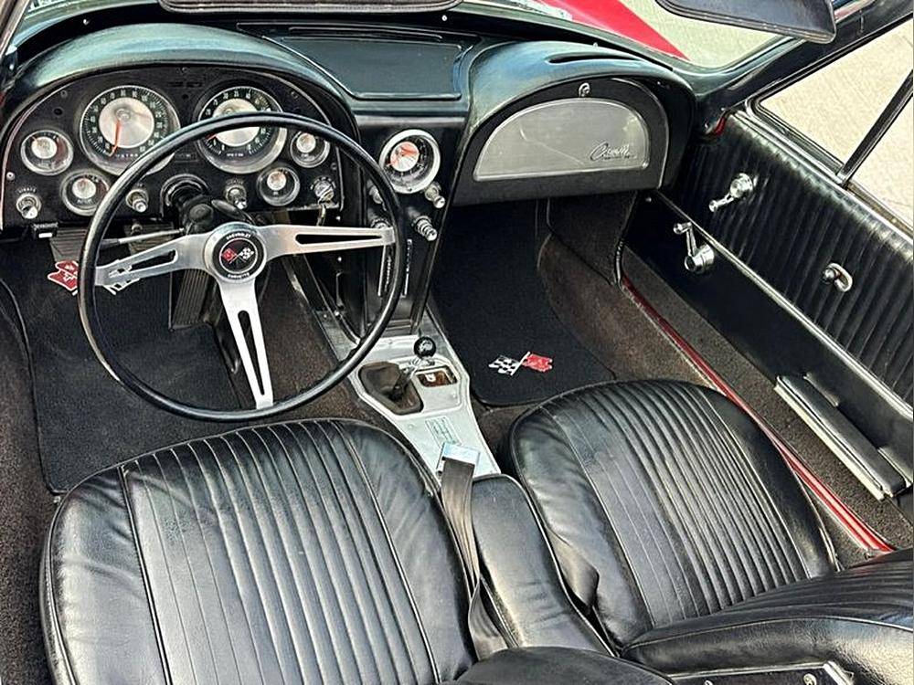 Chevrolet-Corvette-1963-red-13