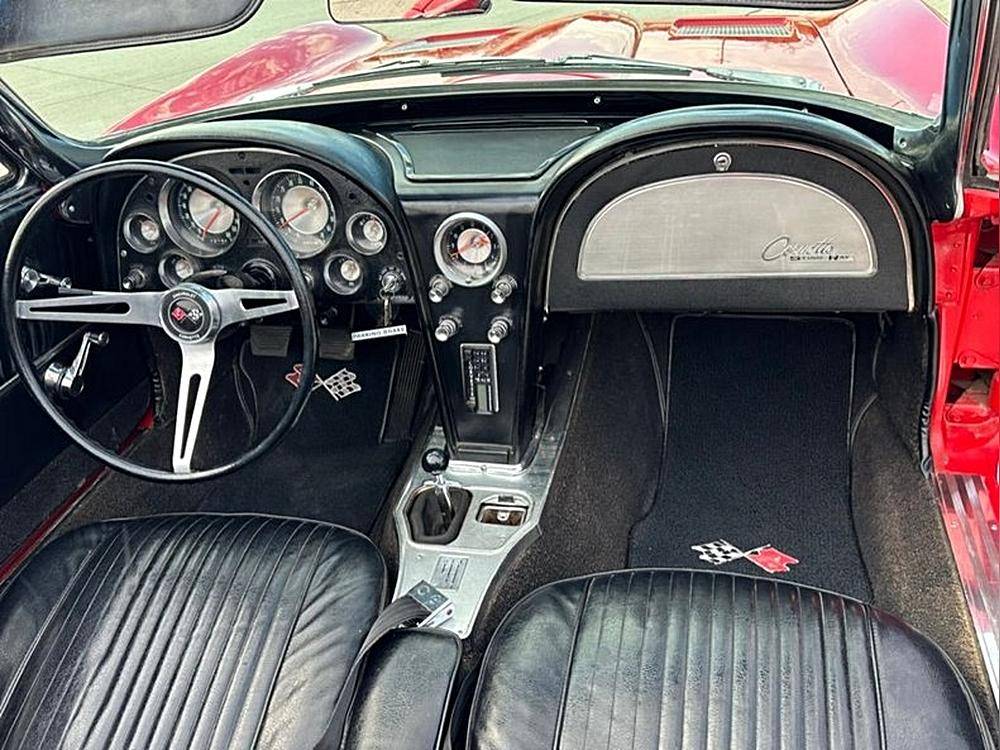 Chevrolet-Corvette-1963-red-14