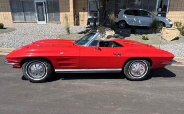 Chevrolet-Corvette-1964-1