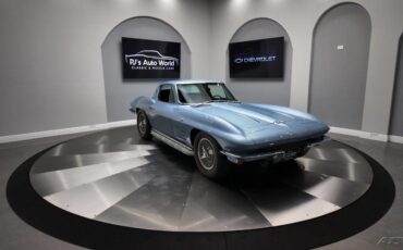 Chevrolet-Corvette-1964-10