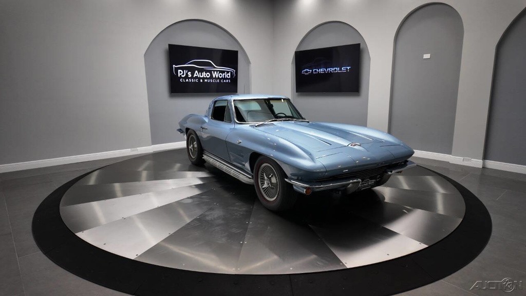 Chevrolet-Corvette-1964-10