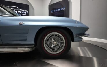 Chevrolet-Corvette-1964-13
