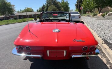 Chevrolet-Corvette-1964-17
