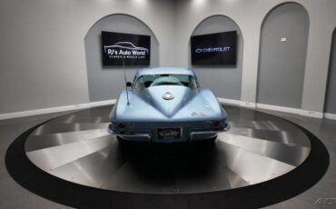 Chevrolet-Corvette-1964-19