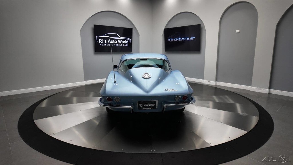 Chevrolet-Corvette-1964-19