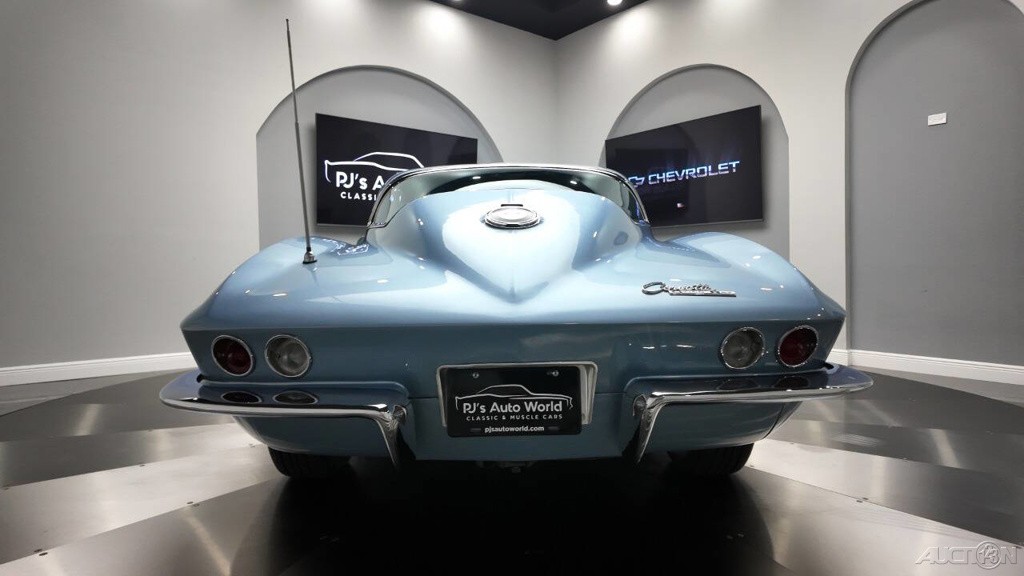 Chevrolet-Corvette-1964-20