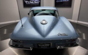 Chevrolet-Corvette-1964-21